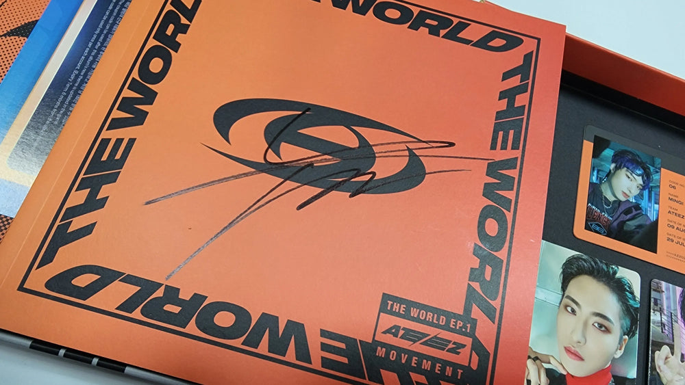 Yunho (Of Ateez) "The World Ep.1 - MOVEMENT" - Hand Autographed(Signed) Album - HALLYUSUPERSTORE