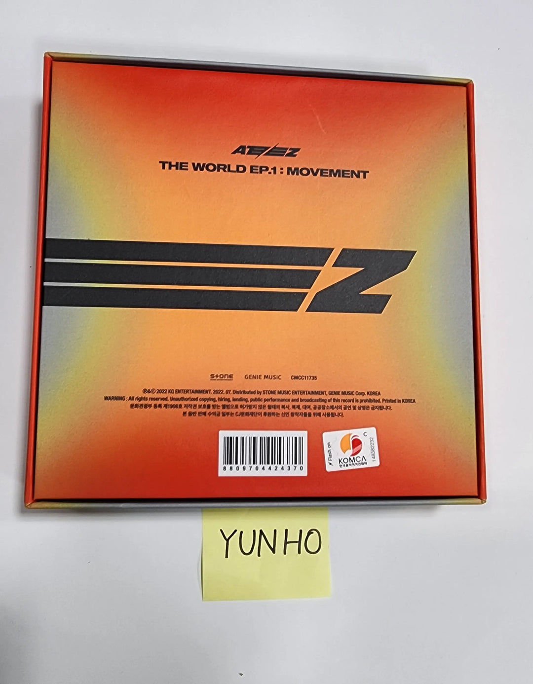 Yunho (Of Ateez) "The World Ep.1 - MOVEMENT" - Hand Autographed(Signed) Album - HALLYUSUPERSTORE
