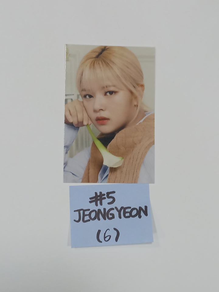 Twice 7th Anniversary EVENT - Official Trading Card (1)