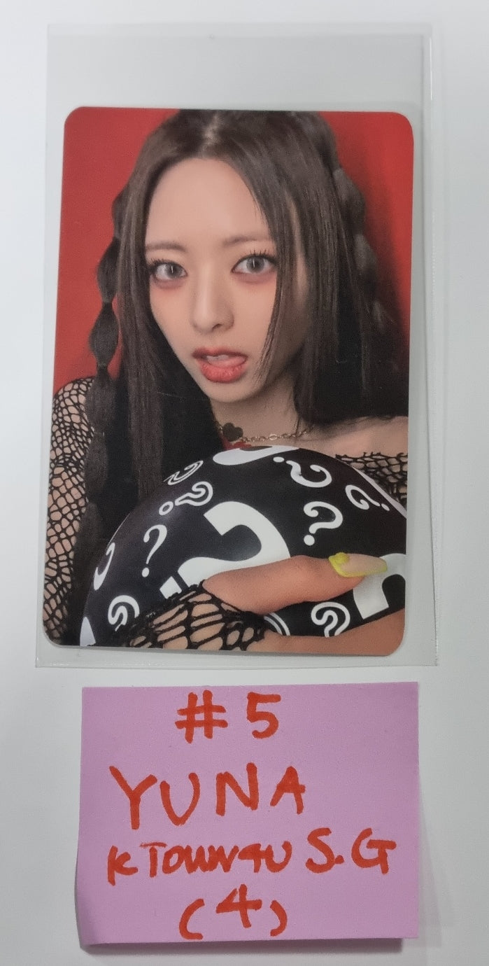 ITZY 'CHESHIRE' - Ktown4U Special Gift Event Photocard