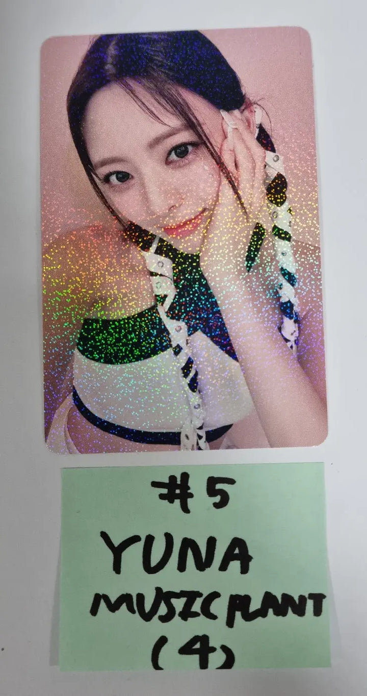 ITZY 'CHESHIRE' - Music Plant Pre-Order Benefit Hologram Photocard