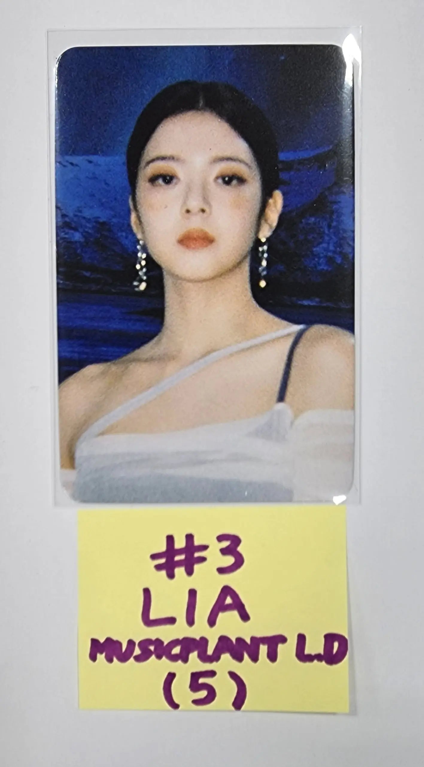 ITZY 'CHESHIRE' - Music Plant Lucky Draw Event Photocard