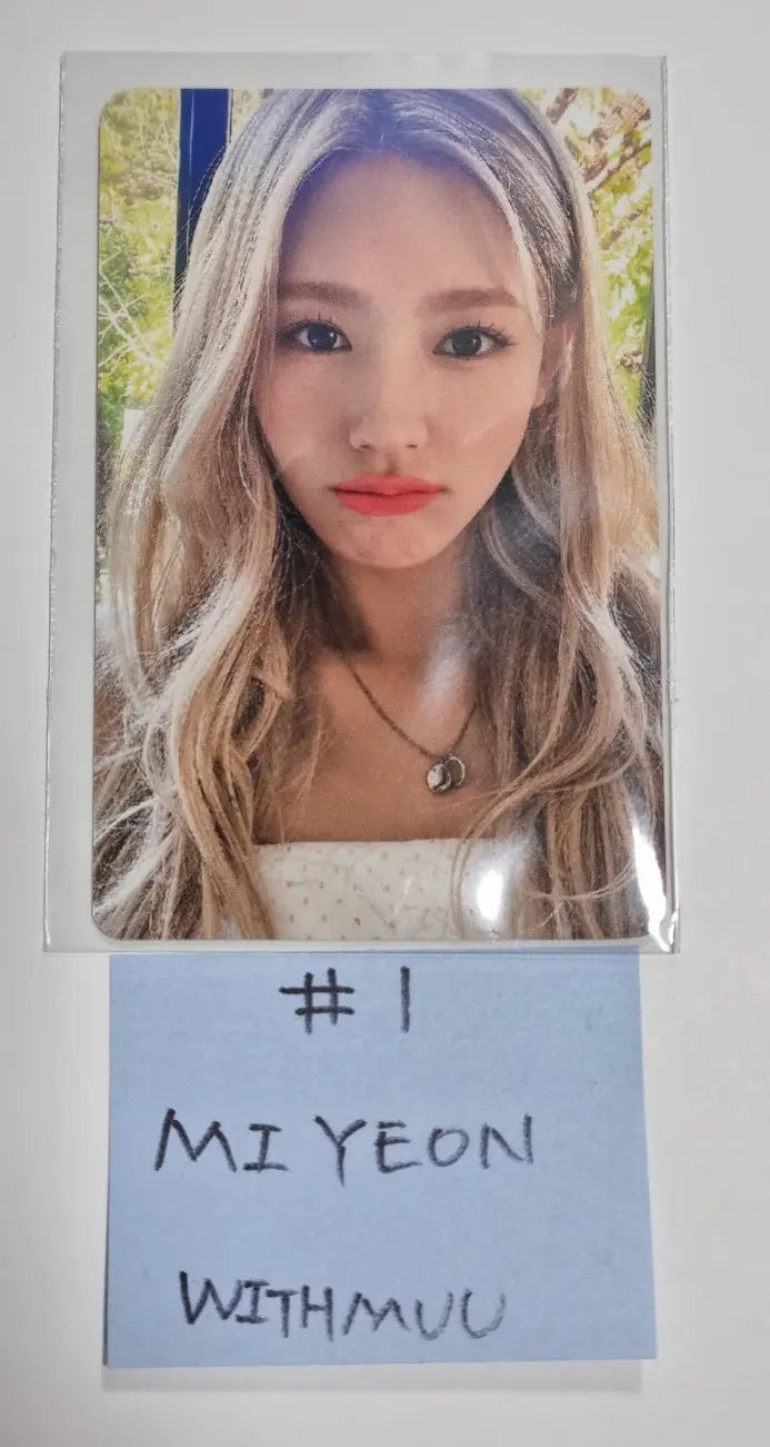 (G) I-DLE Season's Greeting 2023 - Withmuu Pre-Order Benefit Photocard - HALLYUSUPERSTORE
