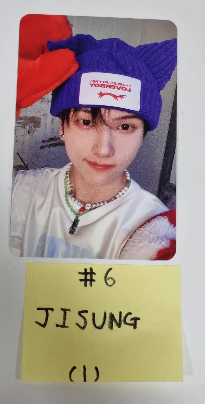 Jisung candy store hat photo card