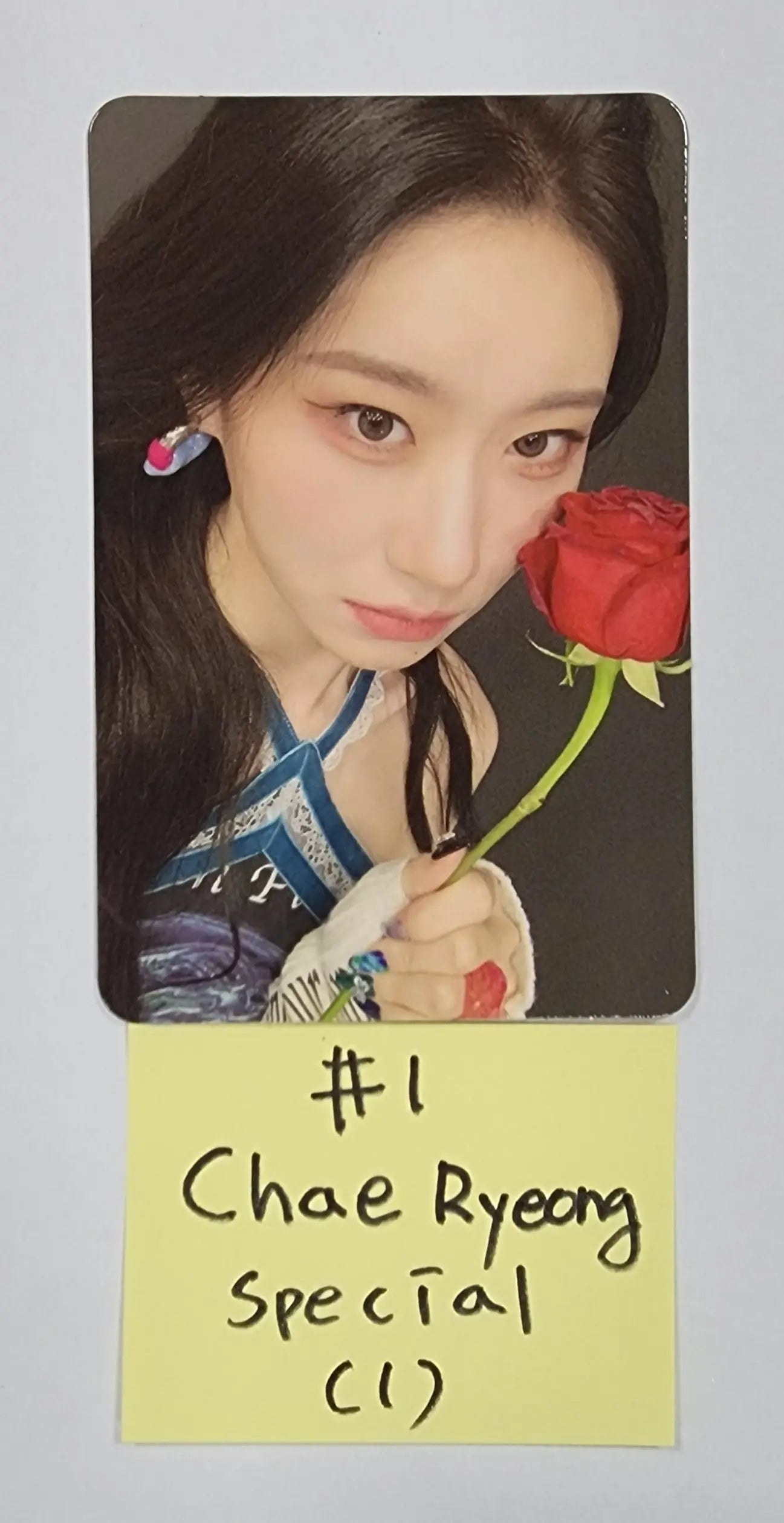 ITZY Official Photocard - Album CHESHIRE Withfans Yizhiyu