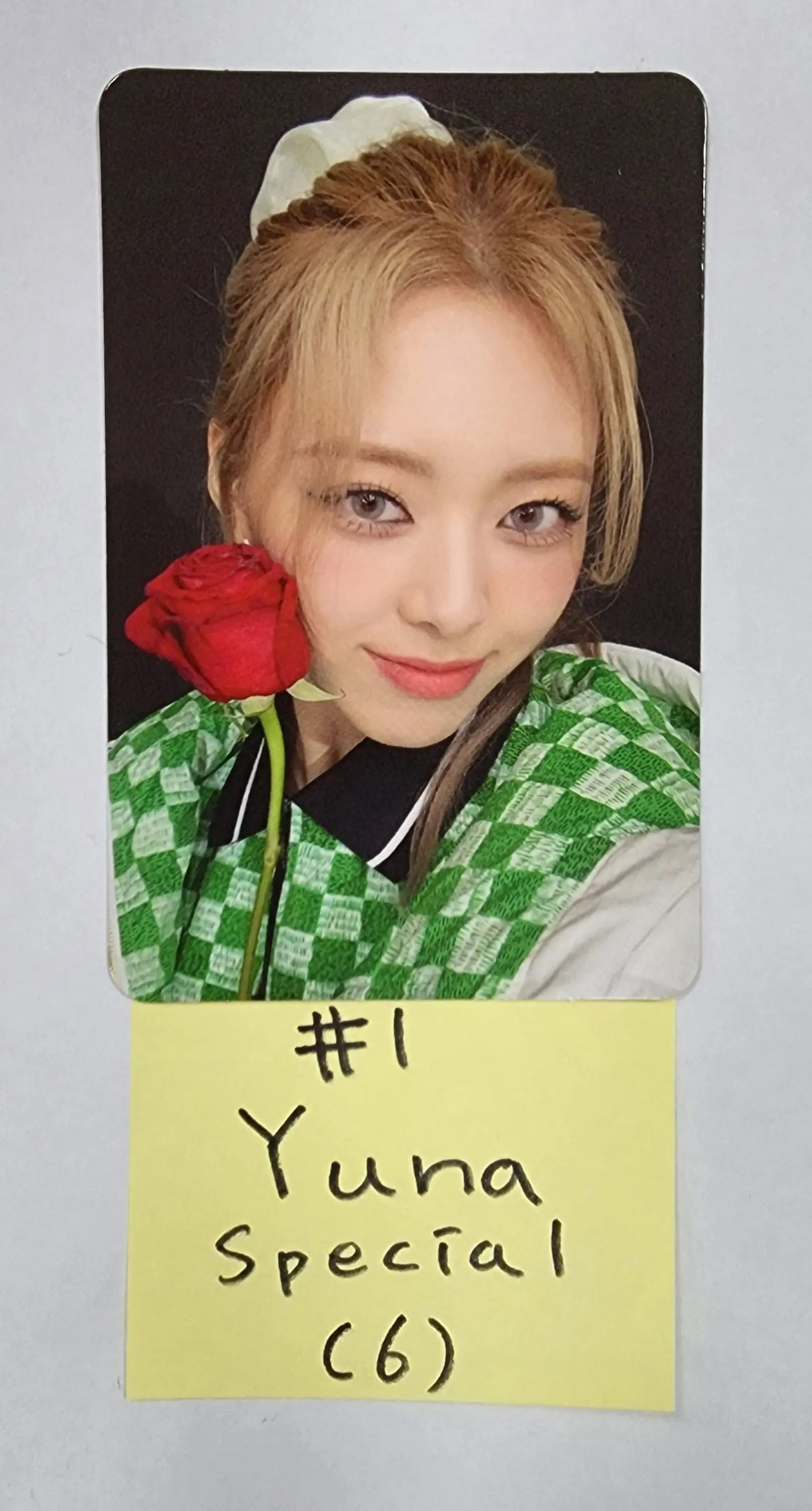 ITZY 'CHESHIRE' - Official Photocard, Hiddne Message Card