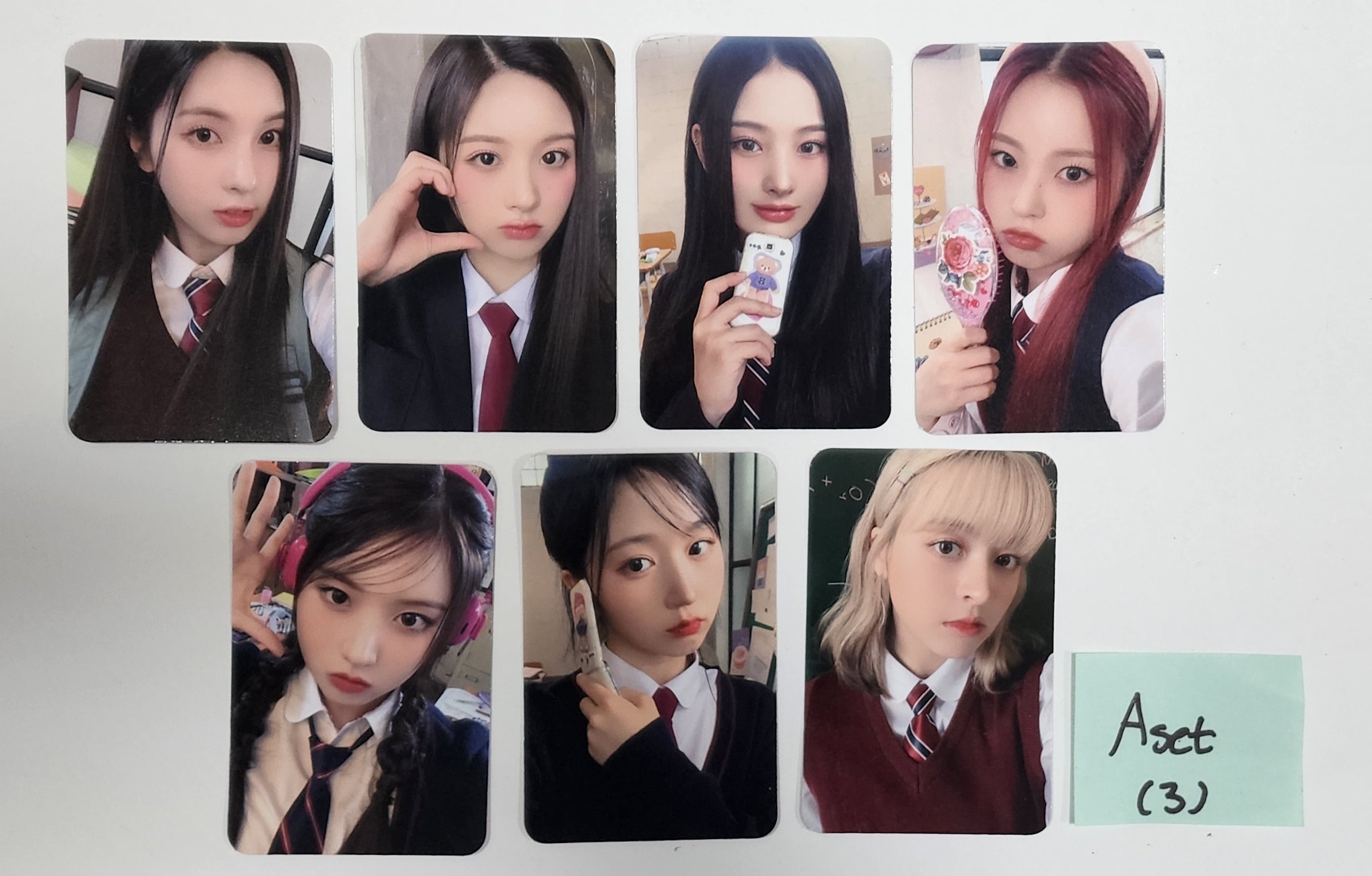 NMIXX 2023 Season’s Greetings - JYP Shop Pre-Order Benefit Photocards Set  (7EA)