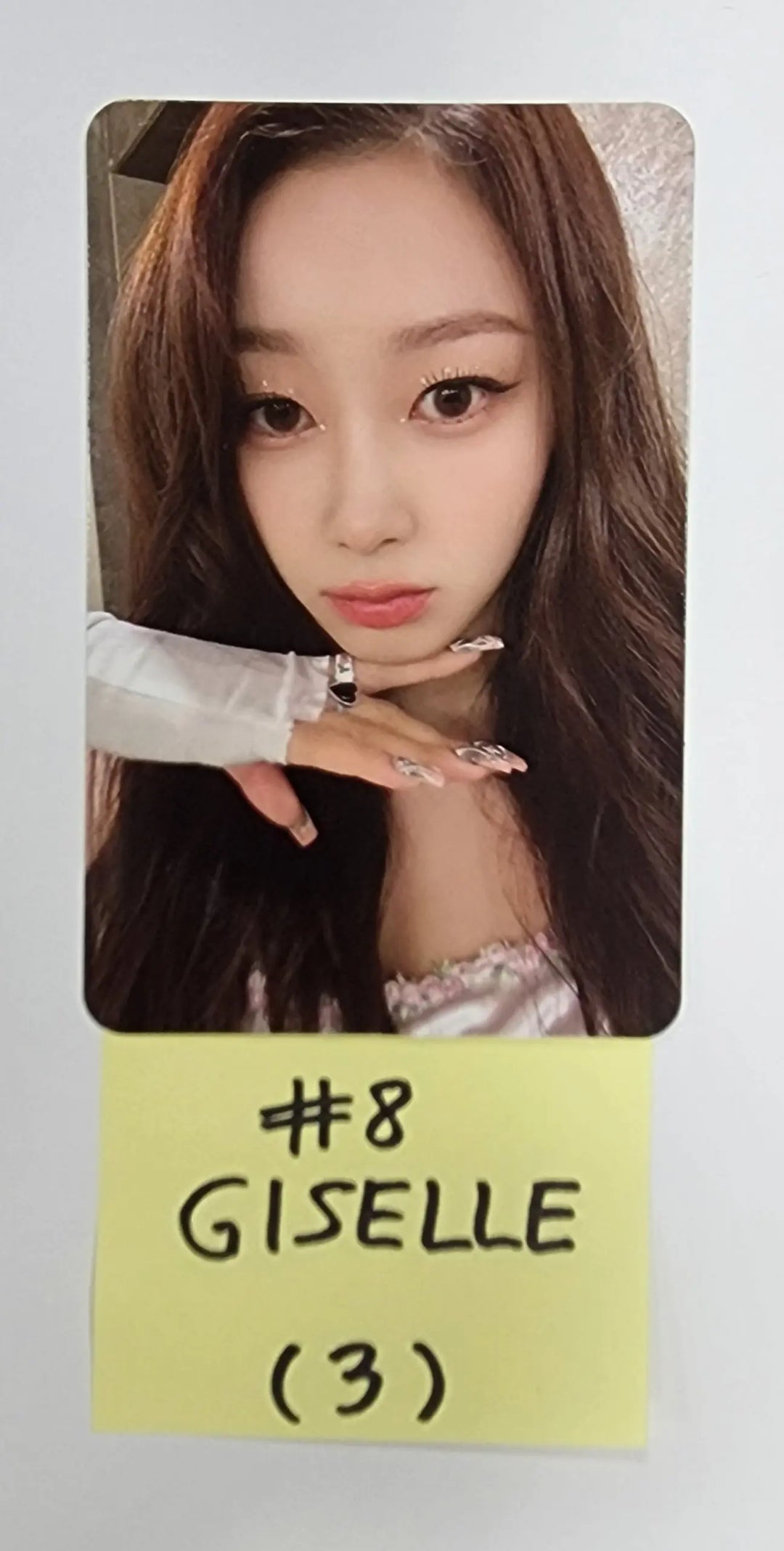 Aespa "2022 Pink Christmas" - Smtown & Store Random Pack Photocard (Restocked 2/23) - HALLYUSUPERSTORE