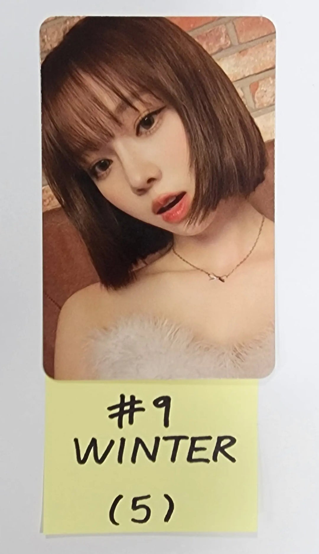 Aespa "2022 Pink Christmas" - Smtown & Store Random Pack Photocard (Restocked 2/23) - HALLYUSUPERSTORE