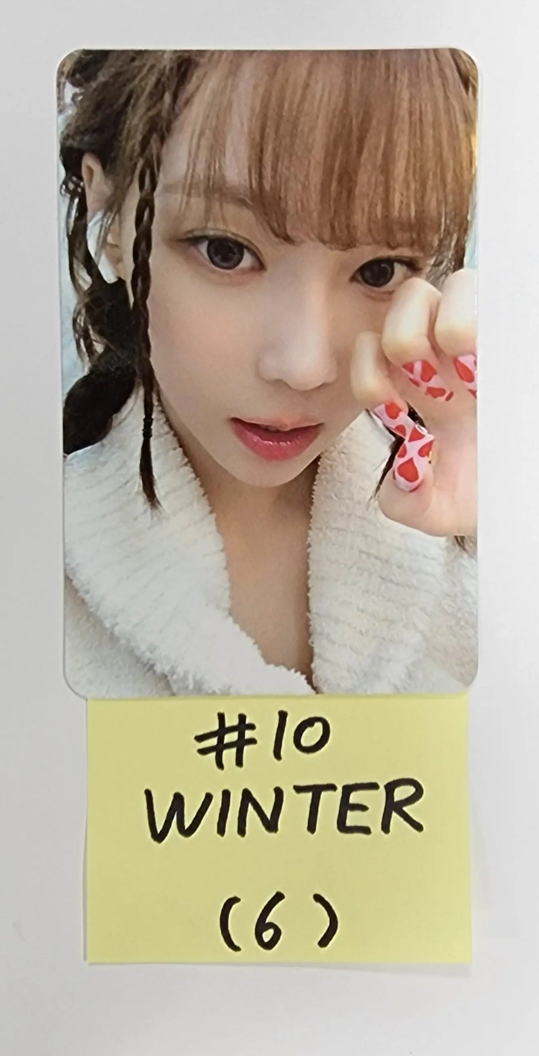 Aespa "2022 Pink Christmas" - Smtown & Store Random Pack Photocard (Restocked 2/23) - HALLYUSUPERSTORE