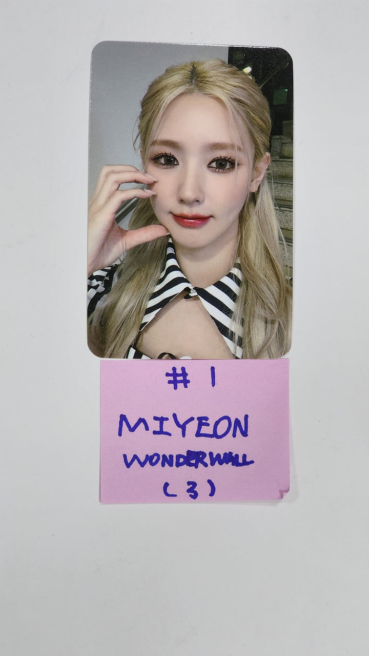 (g) I-DLE "I LOVE" - Wonderwall Fansign Event Photocard - HALLYUSUPERSTORE