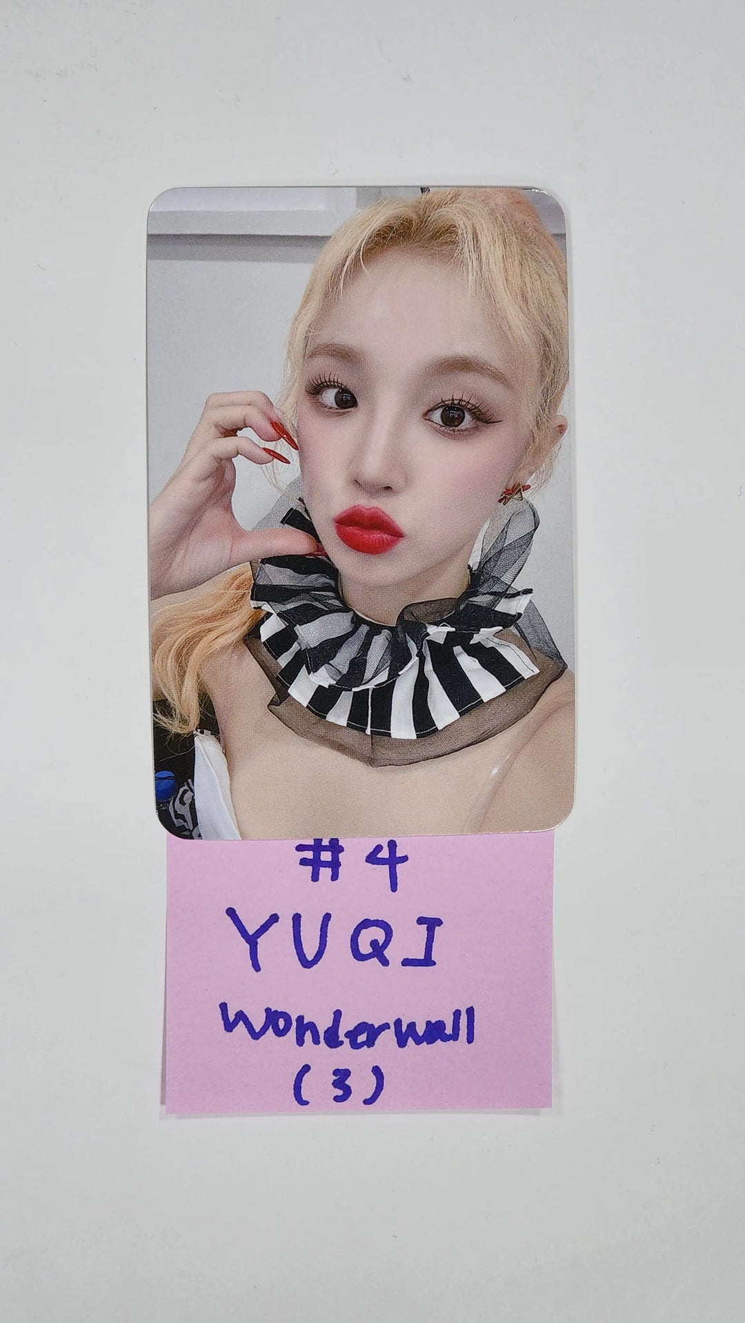 (g) I-DLE "I LOVE" - Wonderwall Fansign Event Photocard - HALLYUSUPERSTORE