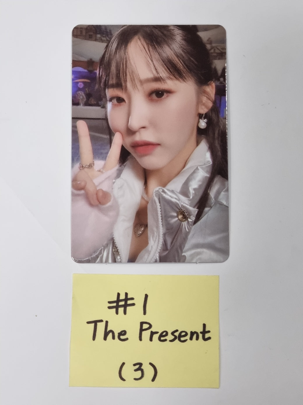 Moon Byul "The Present" - Official Photocard, Big Photocards