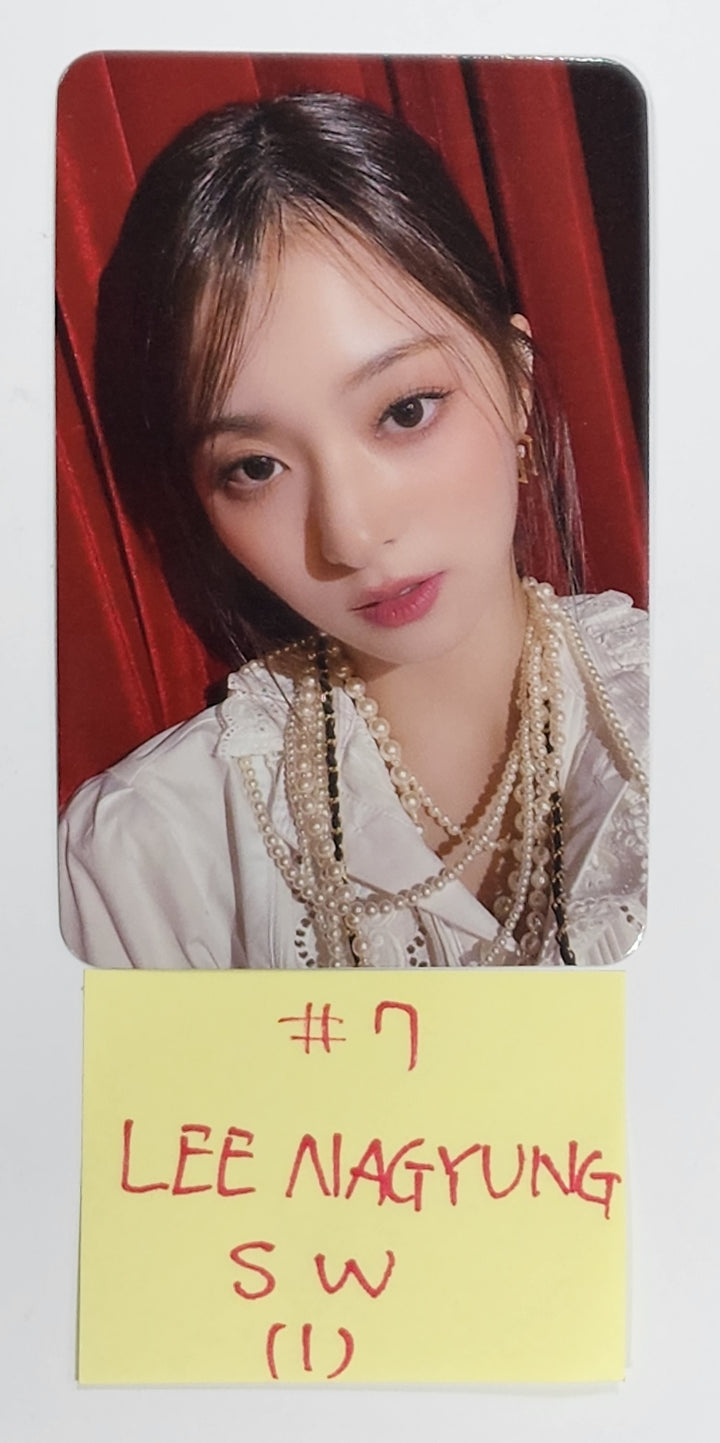 Fromis_9 2023 Season's Greetings - Soundwave Pre-Order Benefit Photocard