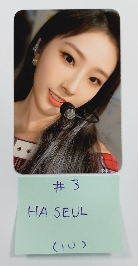 LOONA "LOONATHEWORLD" IN SEOUL Photobook - Official Photocard [Stage Outfit ver], LP Keyring