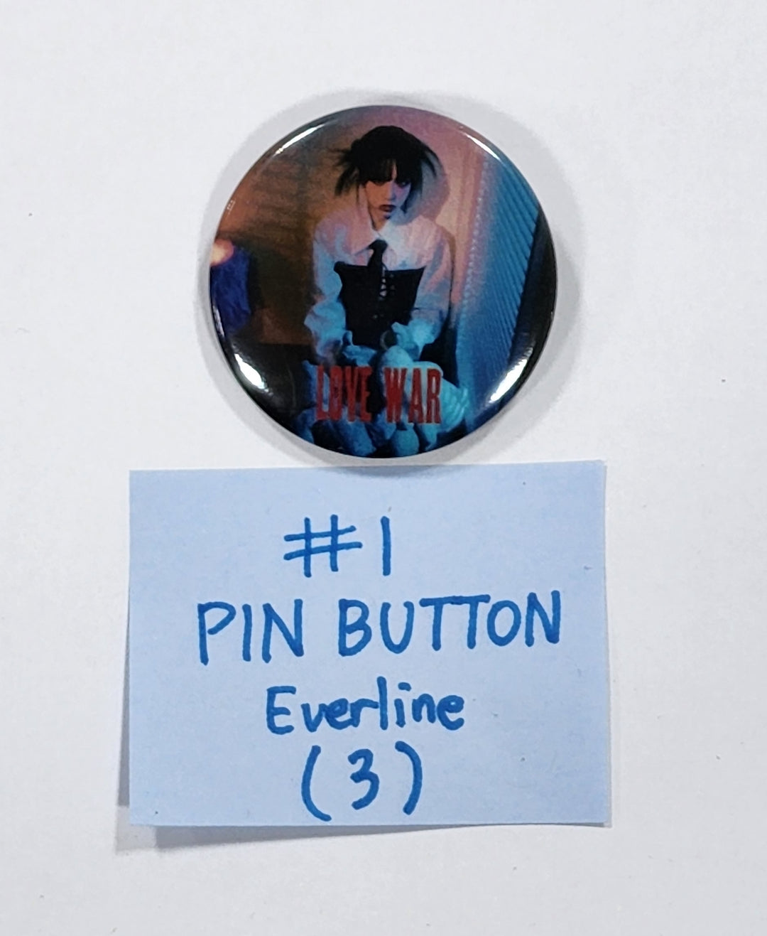 YENA "Love War" - Everline Pop-Up Store Gotcha Event MD [Pin Button, Can mirror, Keyring]