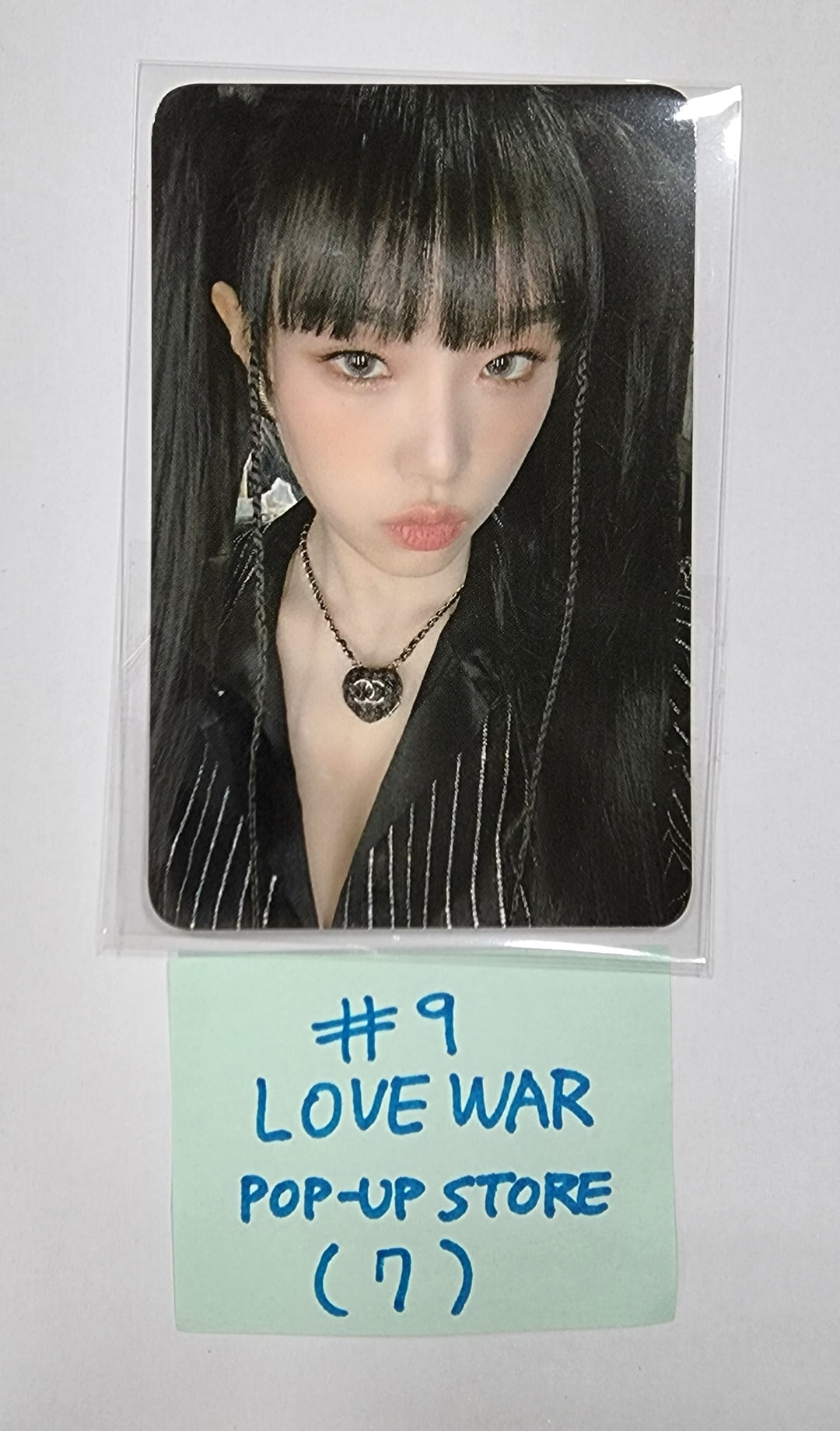 YENA 「Love War」 - Everline ポップアップストアイベントフォトカード、ファンサインイベントフォトカード