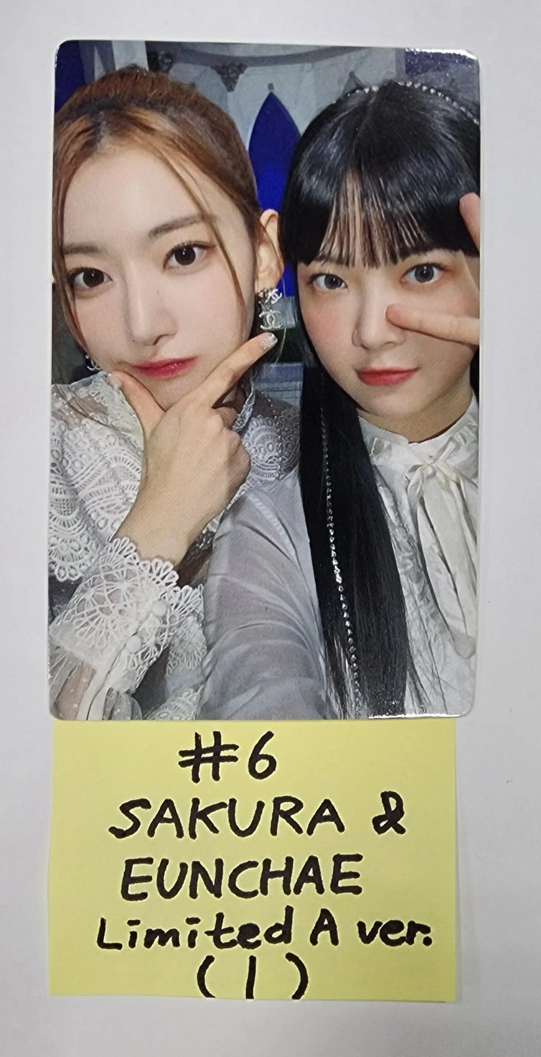 Lesserafim "FEARLESS" Japan 1st Single - Official Photocard [Standard Ver, Limited A,B Ver, Solo Jacket Ver] - HALLYUSUPERSTORE
