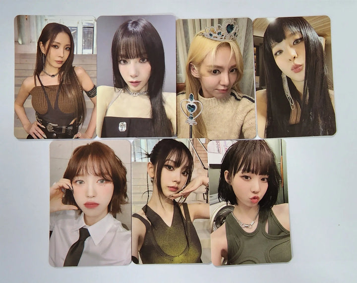 GOT the beat "Stamp On It" Mini 1st - Official Photocard [Smini Ver.] - HALLYUSUPERSTORE