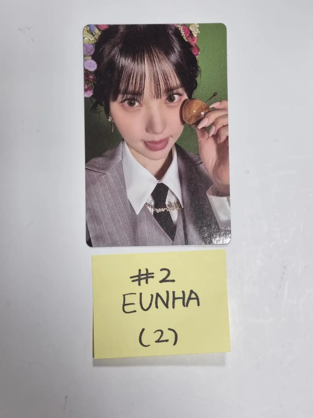 VIVIZ 'VarioUS' - Official Photocard, Folding Photocard - HALLYUSUPERSTORE