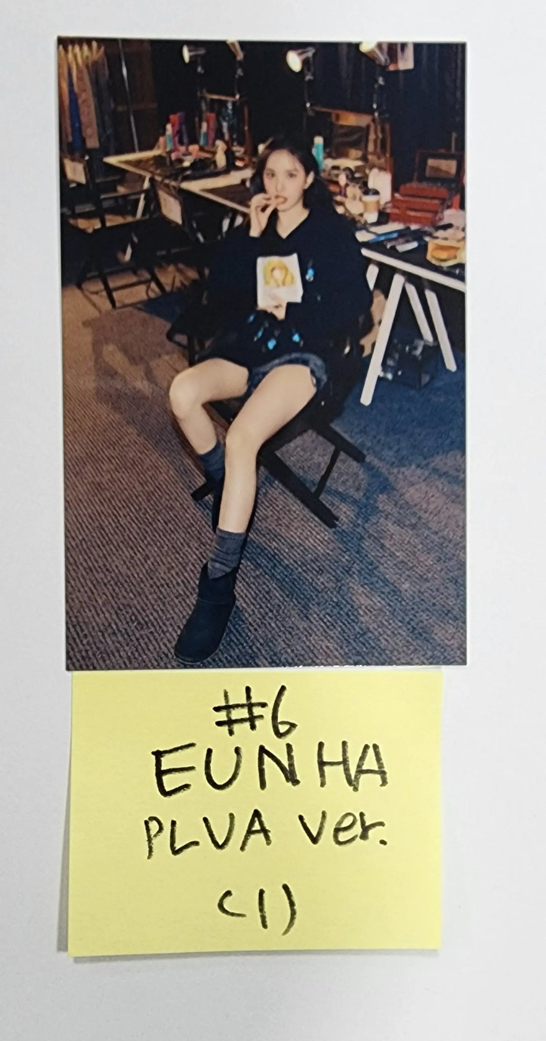 VIVIZ 'VarioUS' - Official Photocard [PLVE Ver.] - HALLYUSUPERSTORE