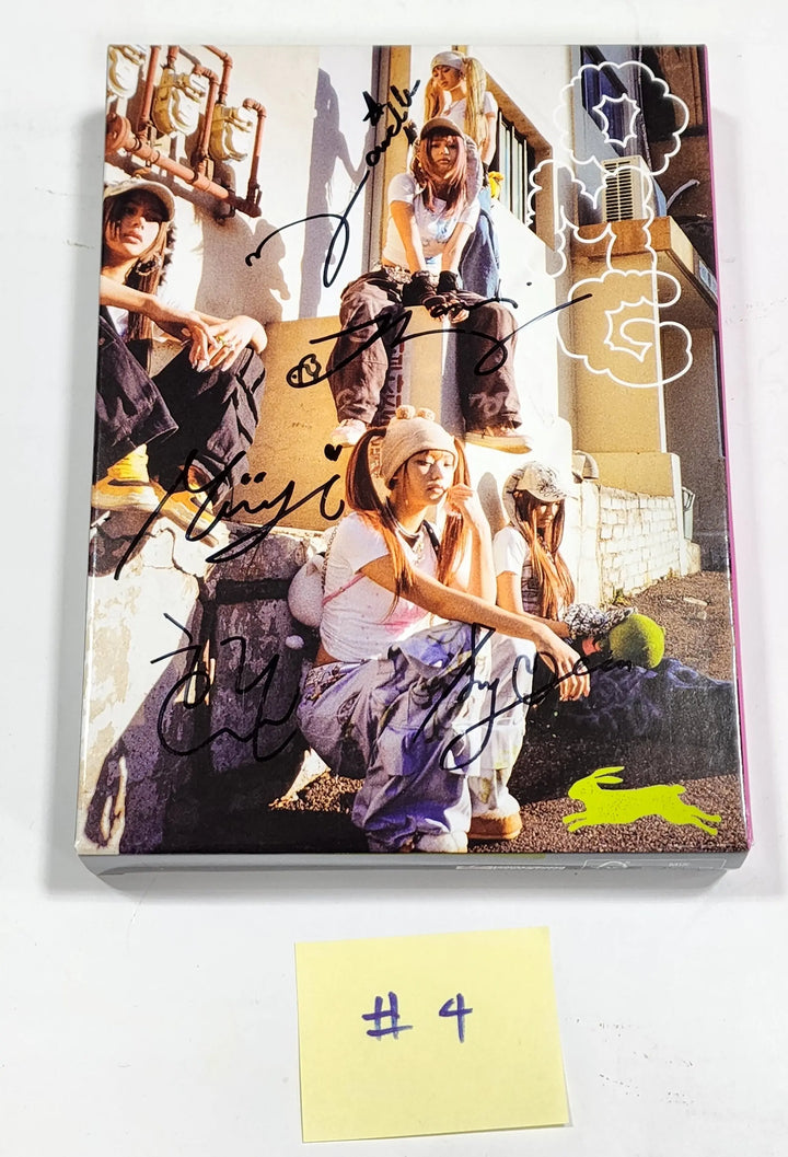 New Jeans ‘OMG’ - Hand Autogrpahed(Signed) Promo Album - HALLYUSUPERSTORE