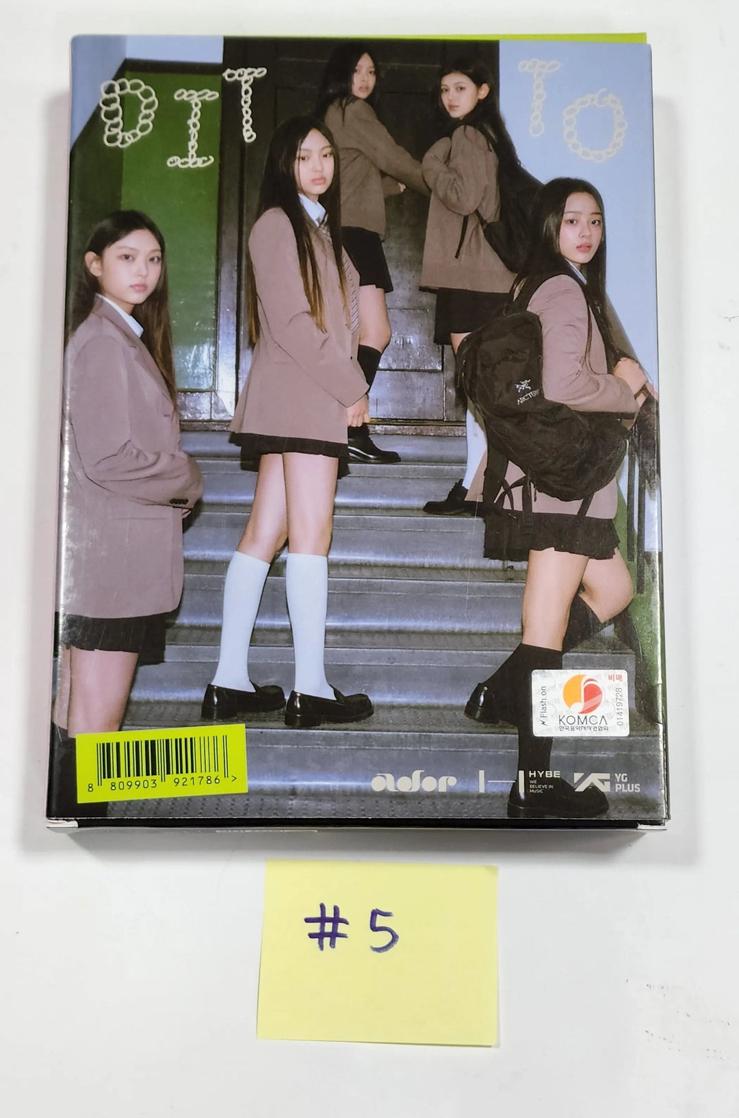 New Jeans ‘OMG’ - Hand Autogrpahed(Signed) Promo Album - HALLYUSUPERSTORE