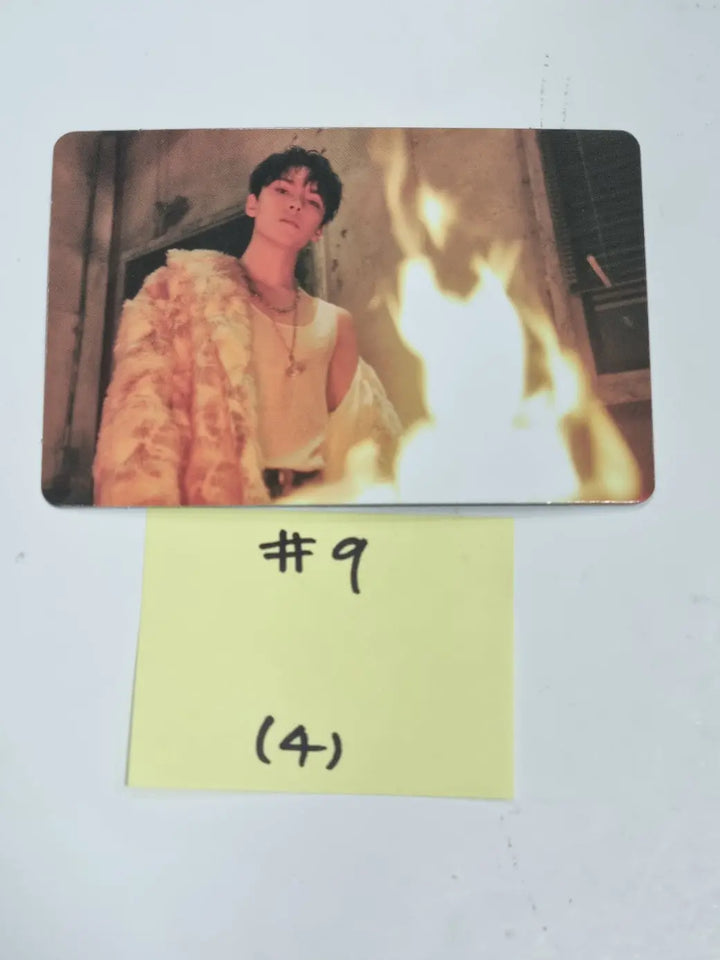 Vernon (Of SEVENTEEN) 'BLACK EYE'- Weverse Shop Official Trading Photocard - HALLYUSUPERSTORE