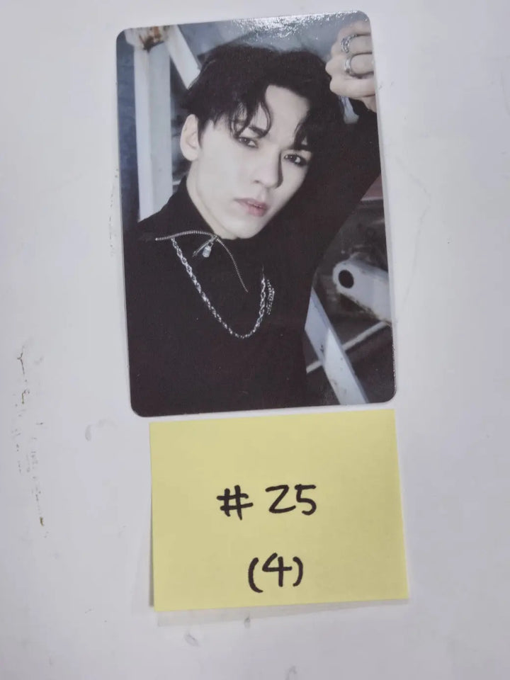 Vernon (Of SEVENTEEN) 'BLACK EYE'- Weverse Shop Official Trading Photocard - HALLYUSUPERSTORE