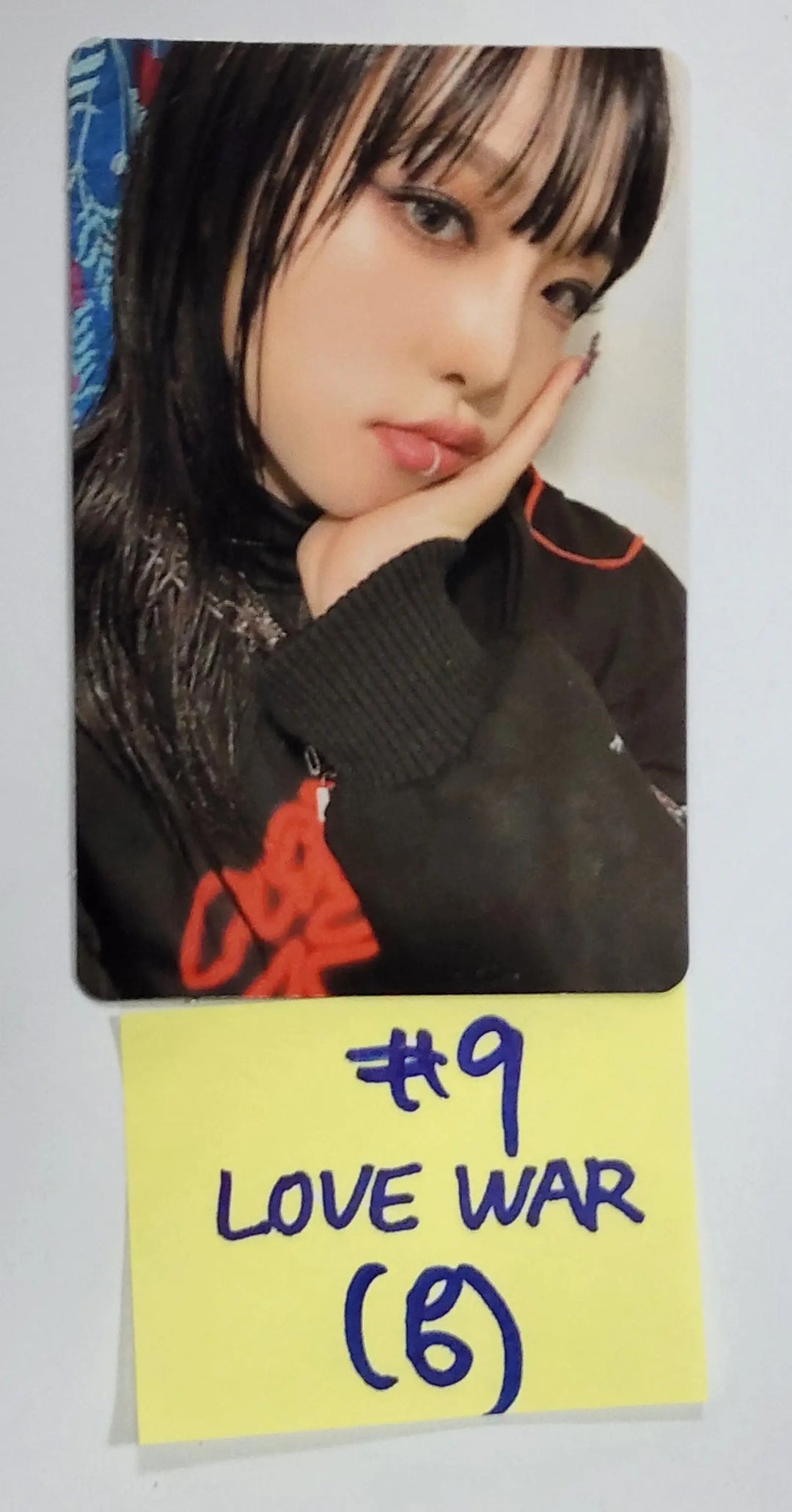 YENA "Love War" - Official Photocard [Poca Album] - HALLYUSUPERSTORE