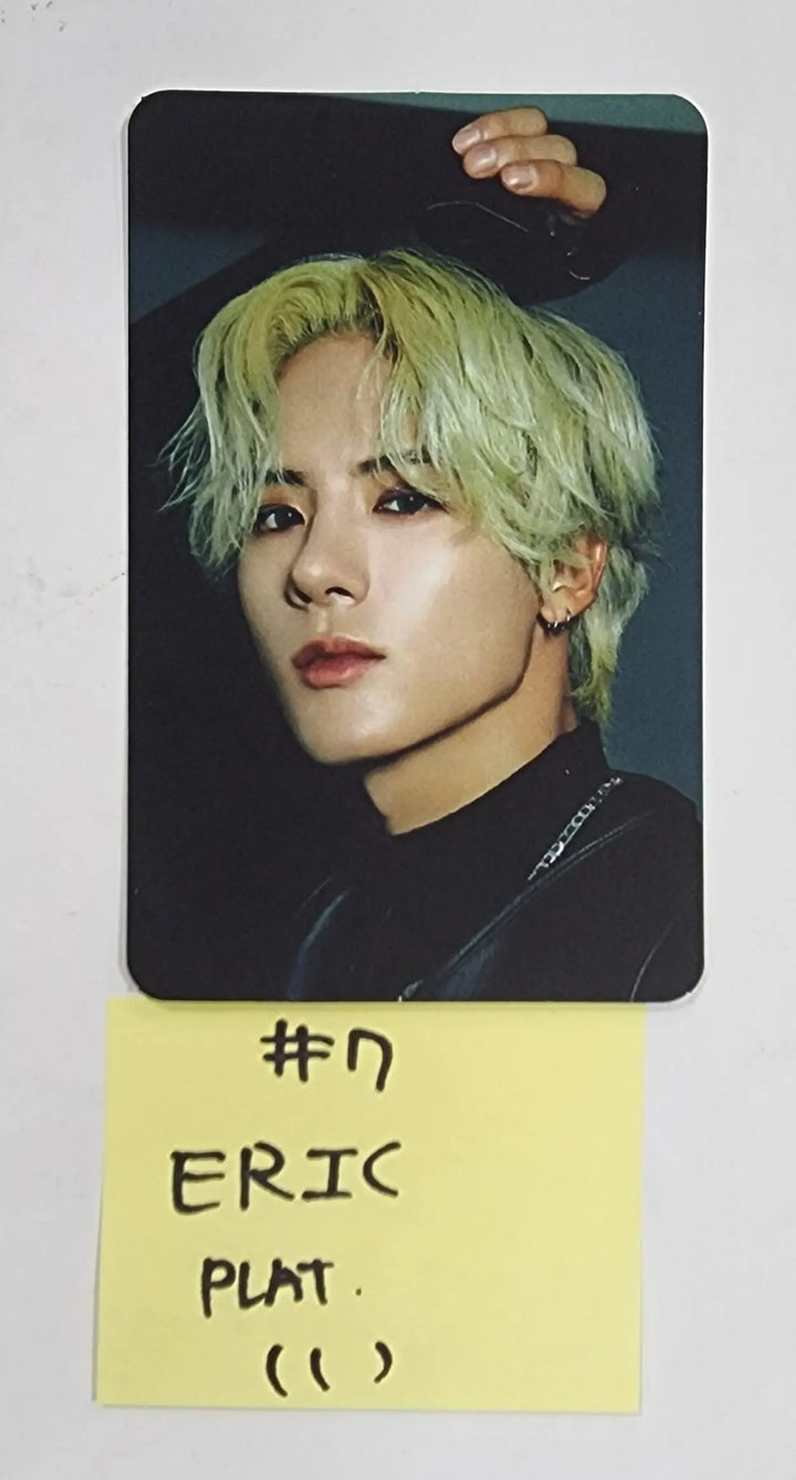 The Boyz "BE AWAKE" 8th - Official Photocard [Platform Ver] - HALLYUSUPERSTORE