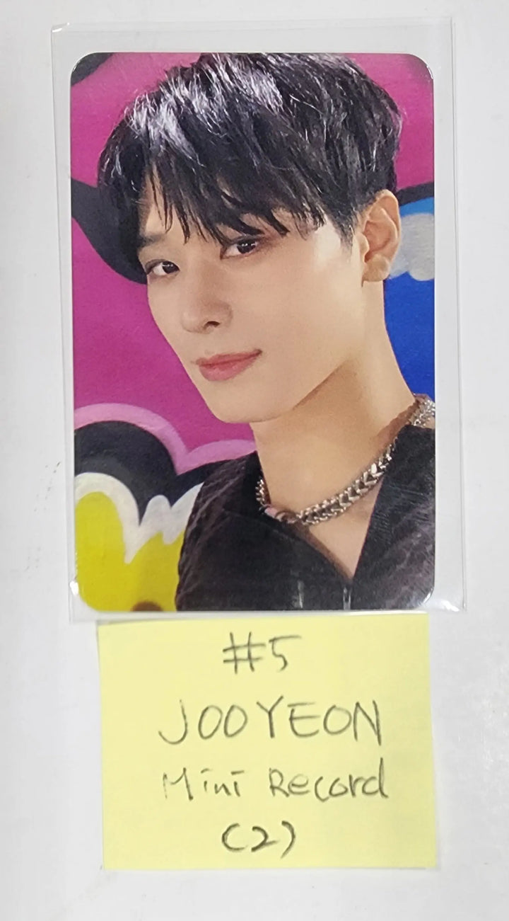 The Boyz "BE AWAKE" 8th - Mini Record Fansign Event Photocard [Platform Ver.] - HALLYUSUPERSTORE