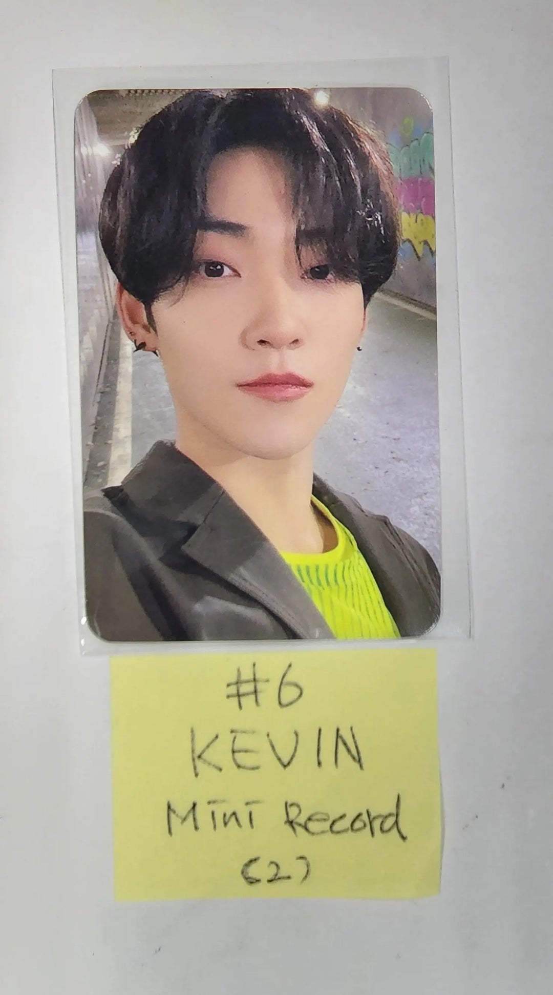 The Boyz "BE AWAKE" 8th - Mini Record Fansign Event Photocard [Platform Ver.] - HALLYUSUPERSTORE