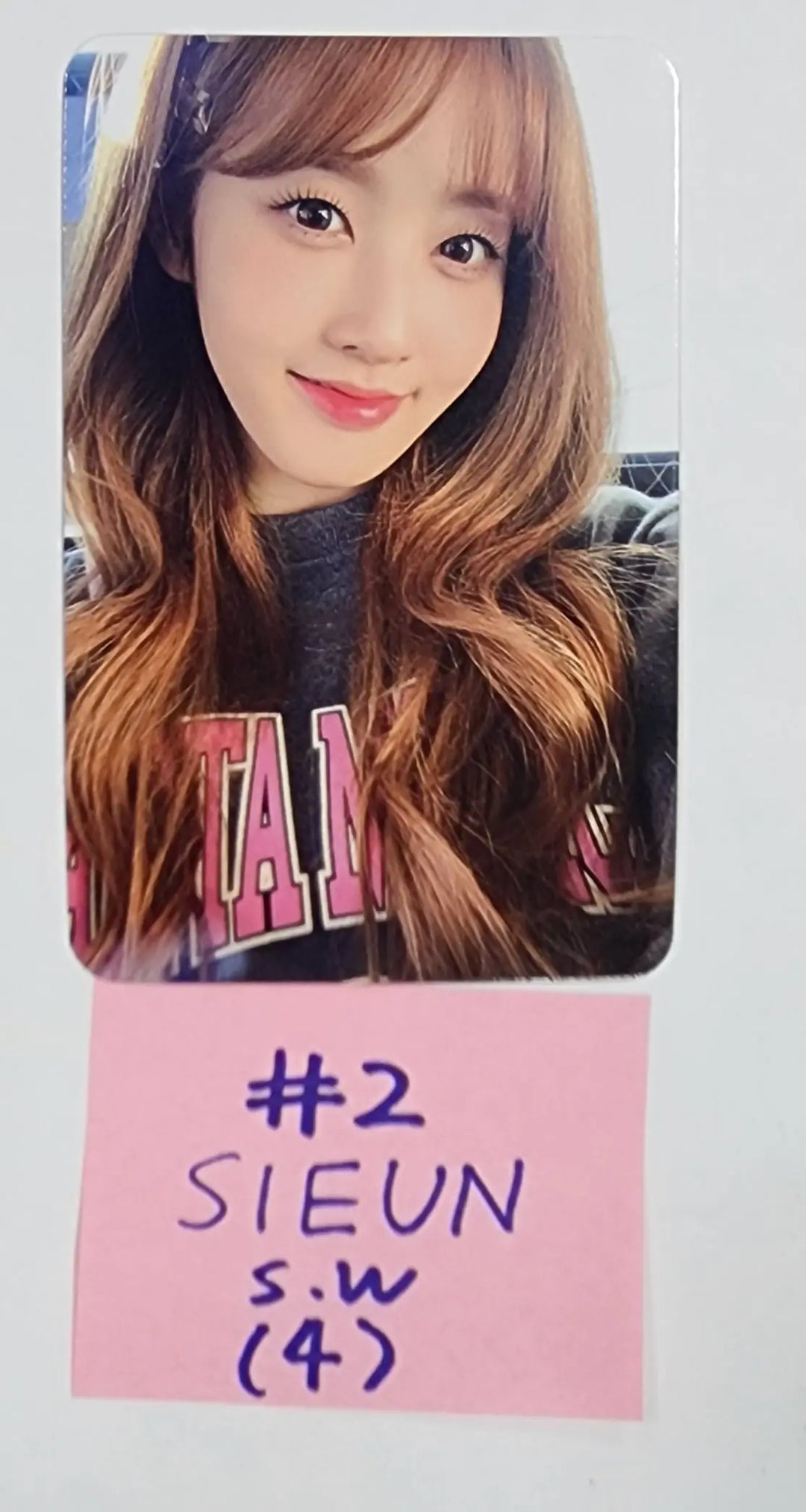 StayC "Teddy Bear" - Soundwave Fansign Event Photocard - HALLYUSUPERSTORE