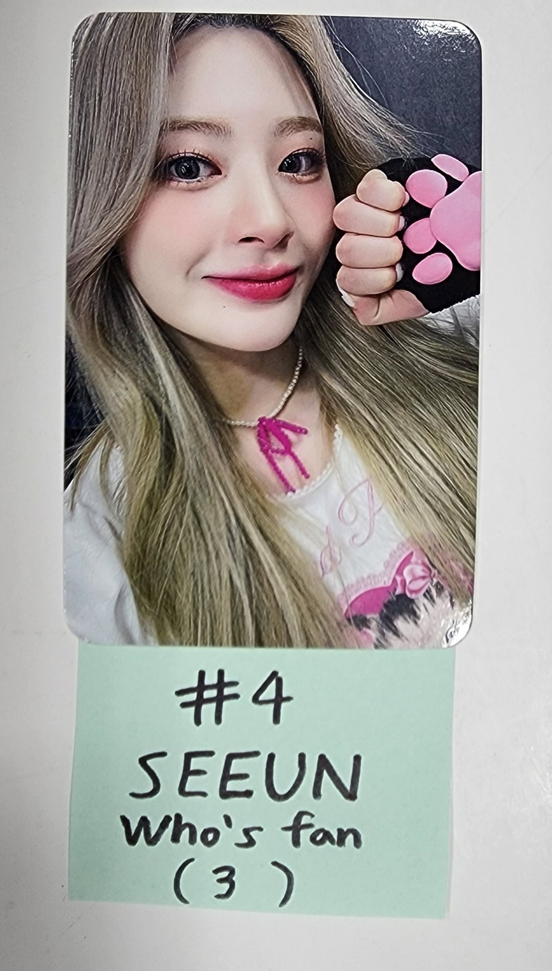 StayC "Teddy Bear" - Who's Fan Fansign Event Photocard