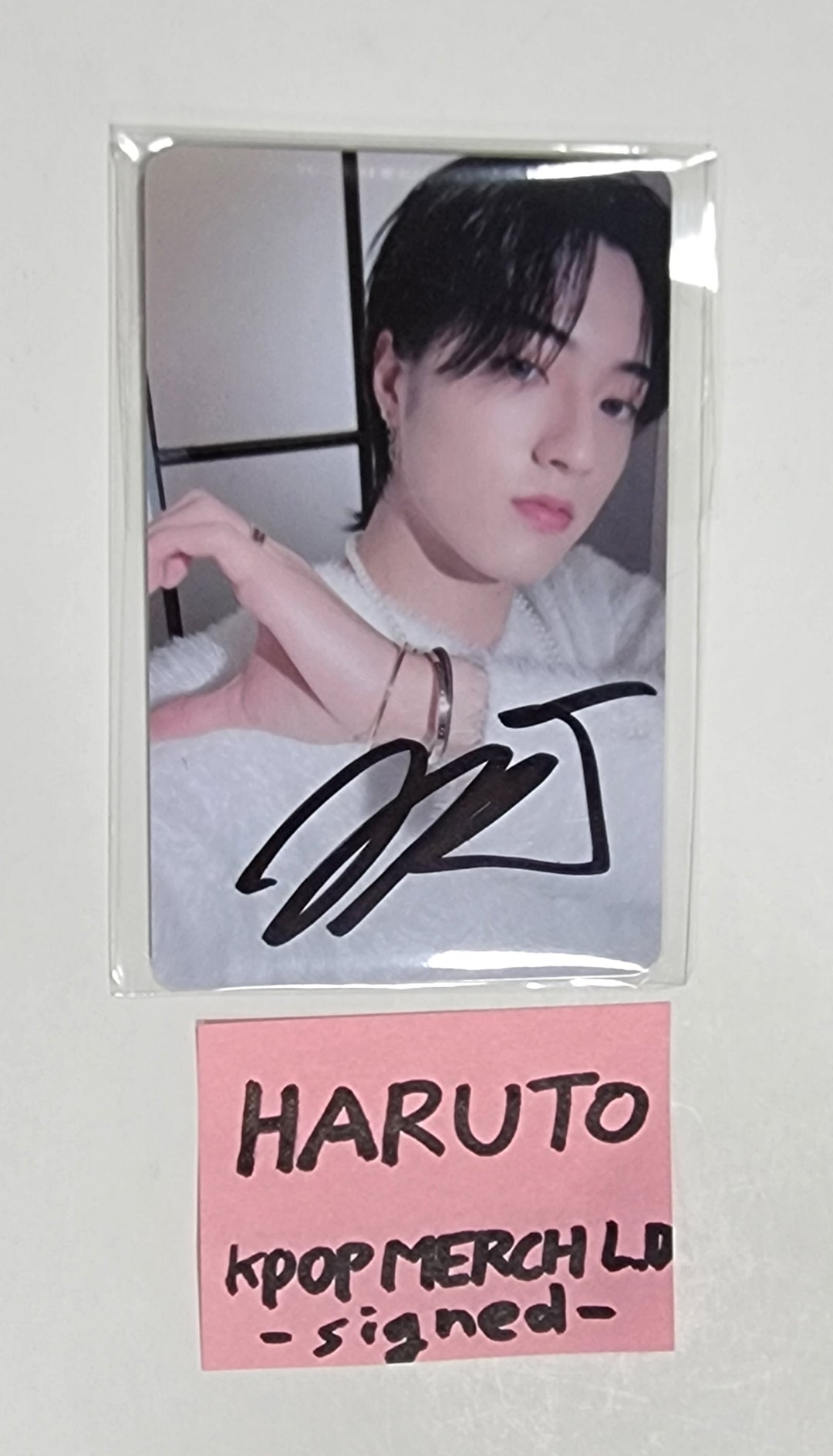 Haruto (Of Treasure) "Night Garden" - 친필 사인(서명) Lucky Draw PVC 포토카드