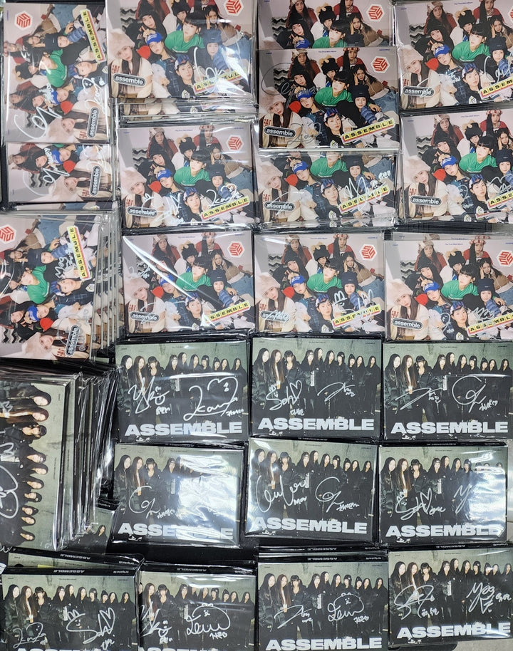 tripleS "ASSEMBLE" - Hello 82 Event Hand Autographed(Signed) Album - MUST READ ! - HALLYUSUPERSTORE