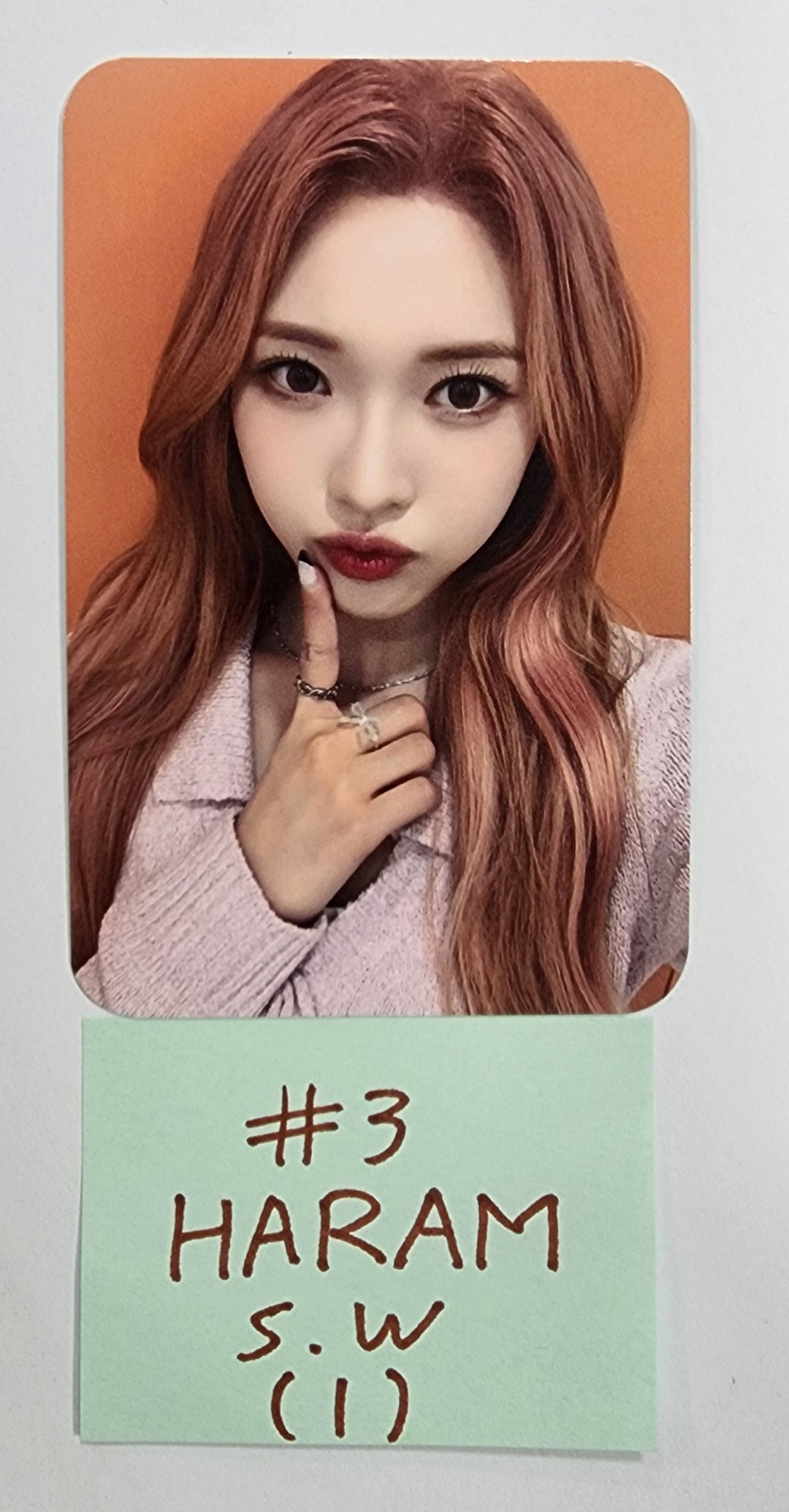 Billlie "the Billage of perception: chapter three" Mini 4th - Soundwave Pre-Order Benefit Photocard - HALLYUSUPERSTORE