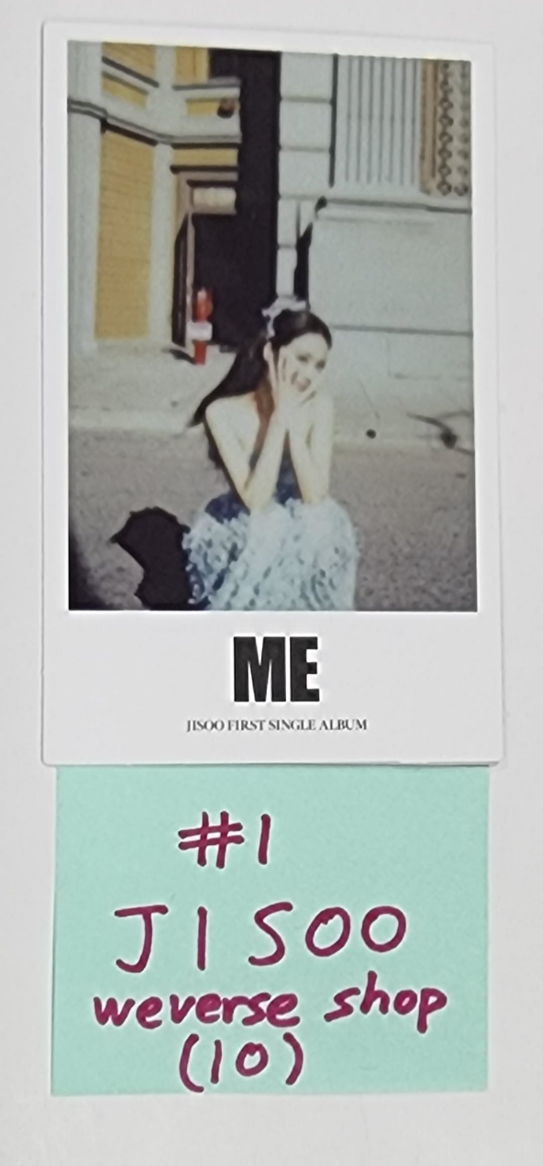 JISOO (Of Black Pink) "ME" 1st Single Album - Weverse Shop Pre-Order Benefit Photocard, Hologram Photo Stand