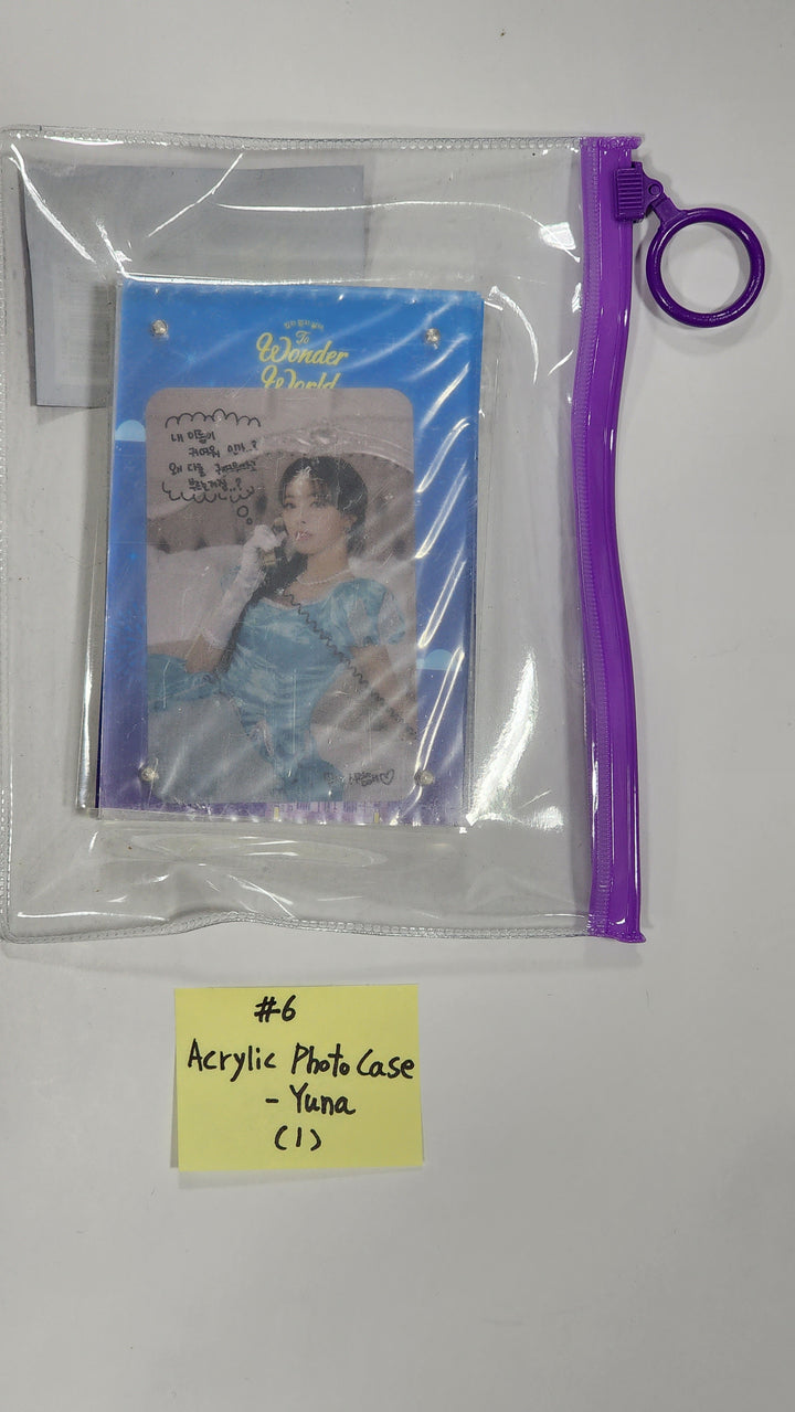 ITZY "Wonder World" The 2nd Fan Meeting - Official MD [Wonder World Pass, Trading Photocard, Photocard Holder, Acrylic Kit] - HALLYUSUPERSTORE