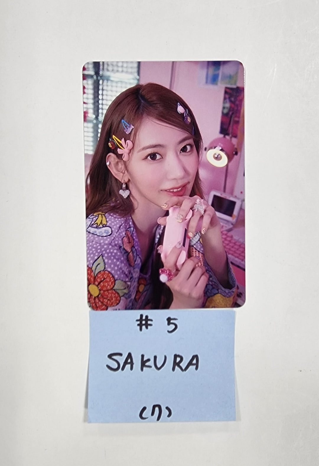 Le Sserafim JAPAN 1ST SINGLE FEARLESS - Trading random photocards
