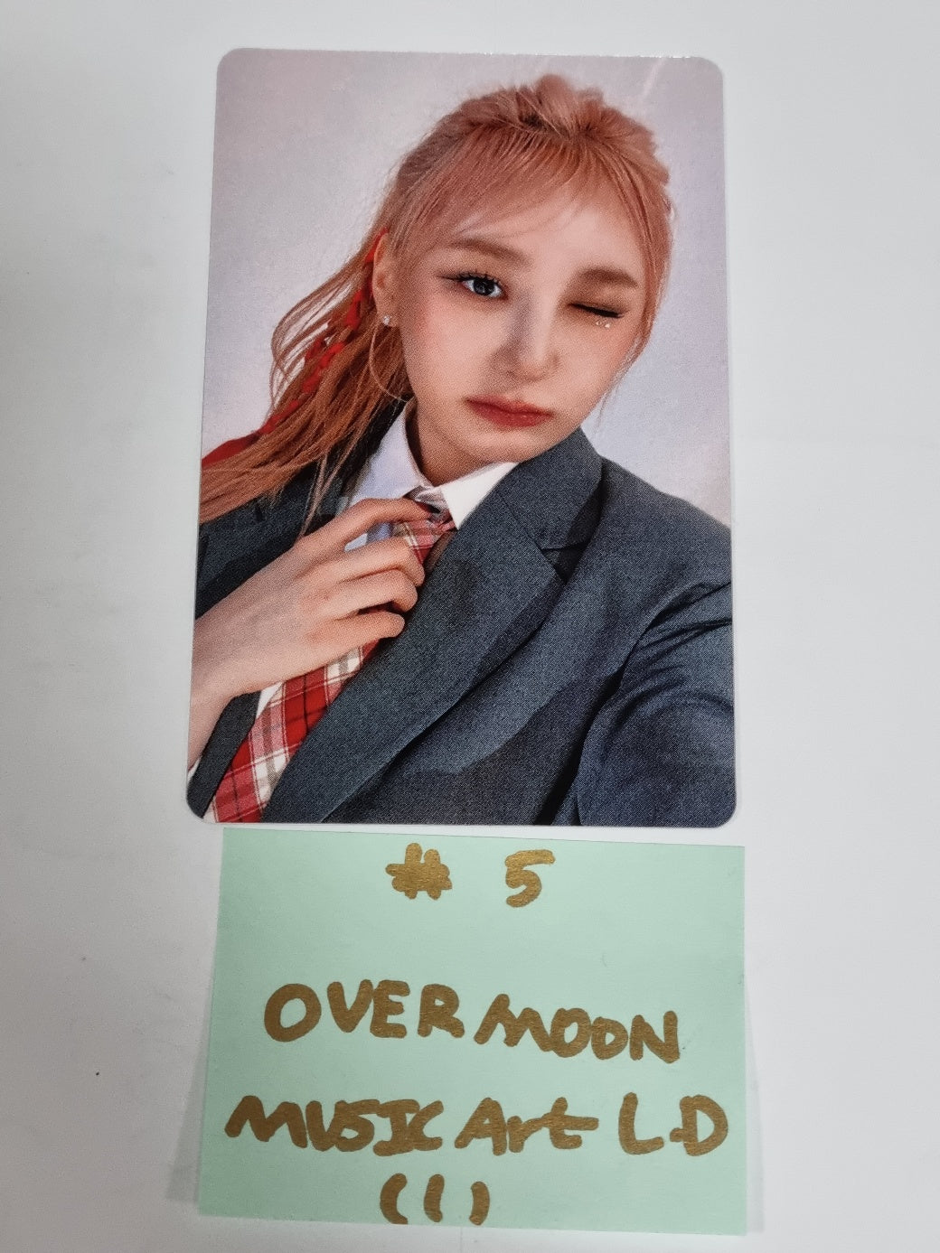 イ・チェヨン「Over The Moon」 - ミュージックアート福引イベントフォトカード
