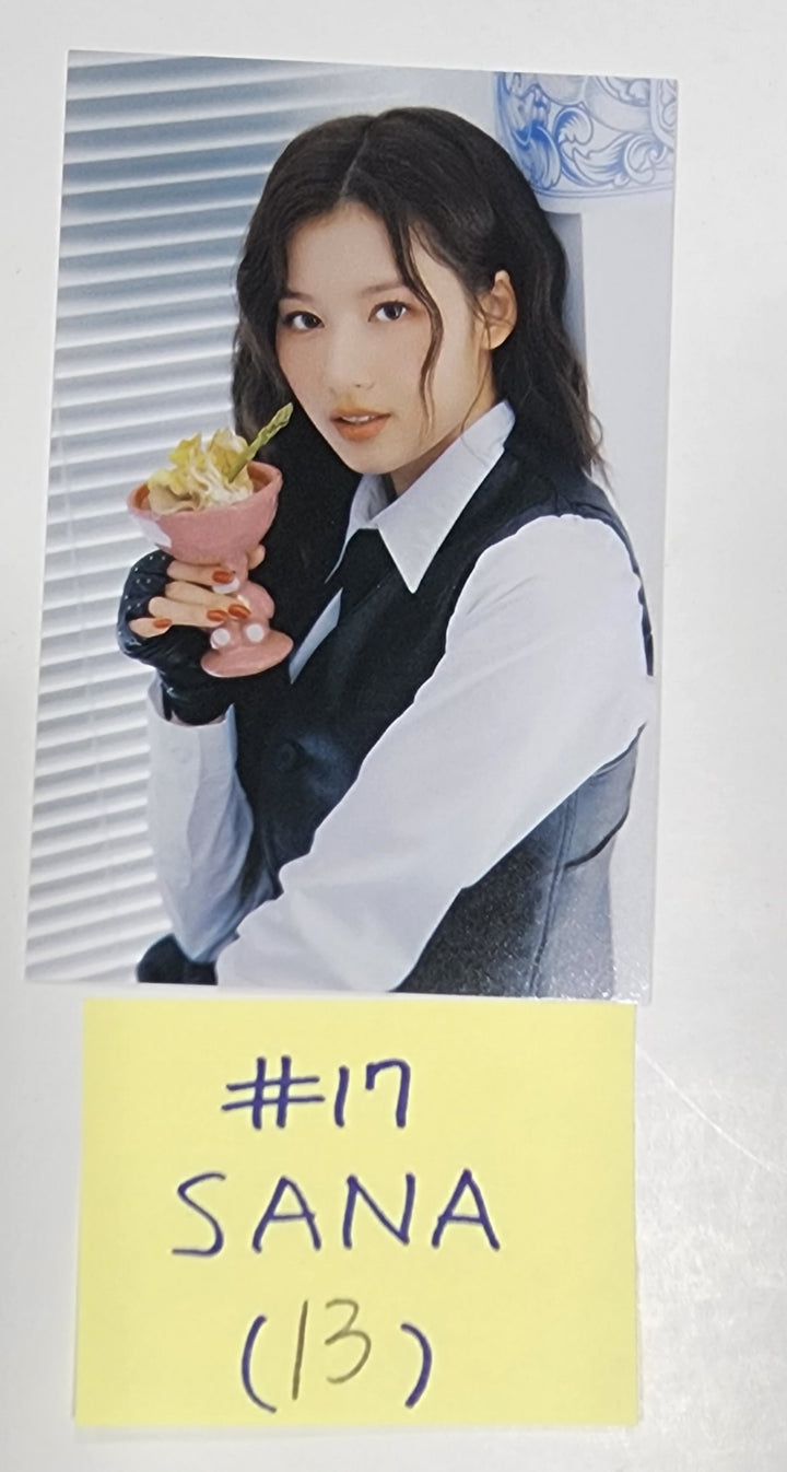 Twice 5th "World Tour Ready To Be" - Official Trading Photocard - HALLYUSUPERSTORE