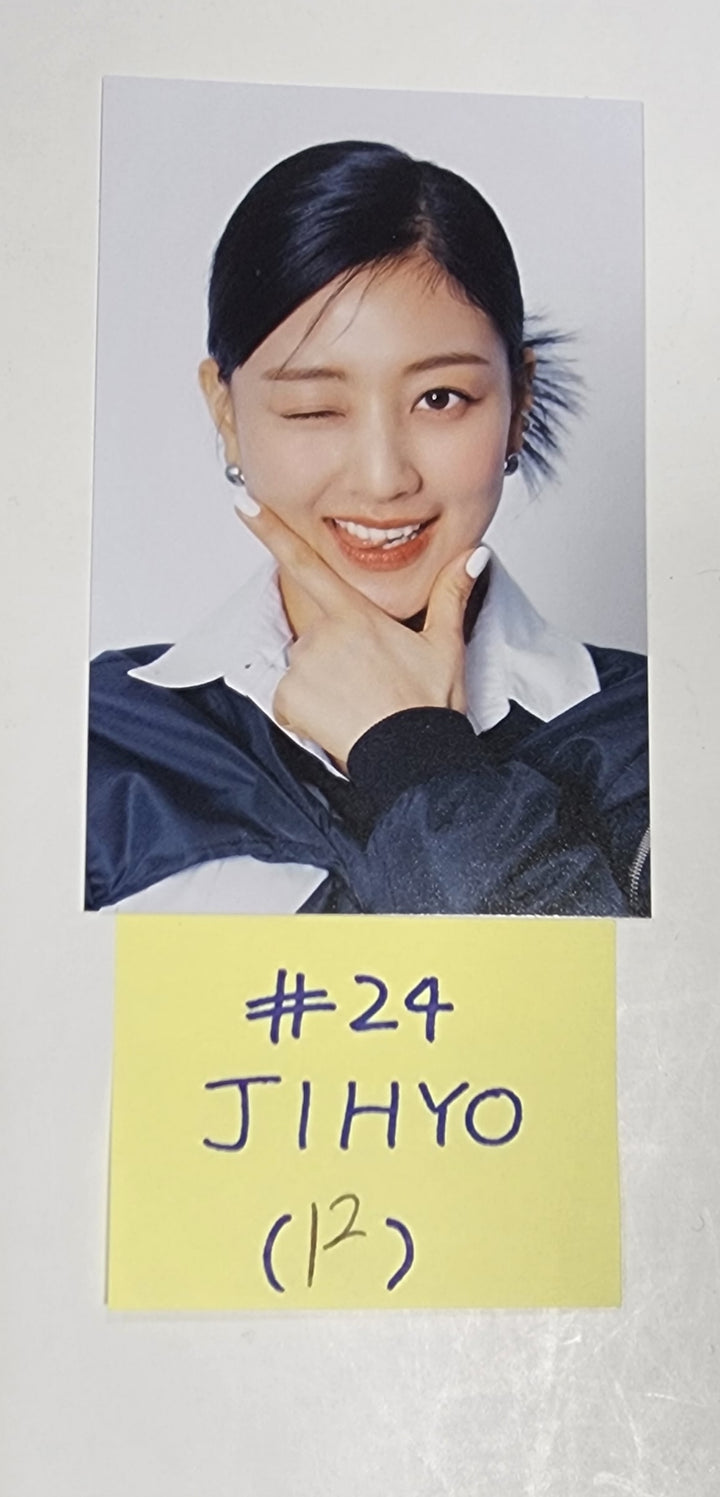 Twice 5th "World Tour Ready To Be" - Official Trading Photocard - HALLYUSUPERSTORE