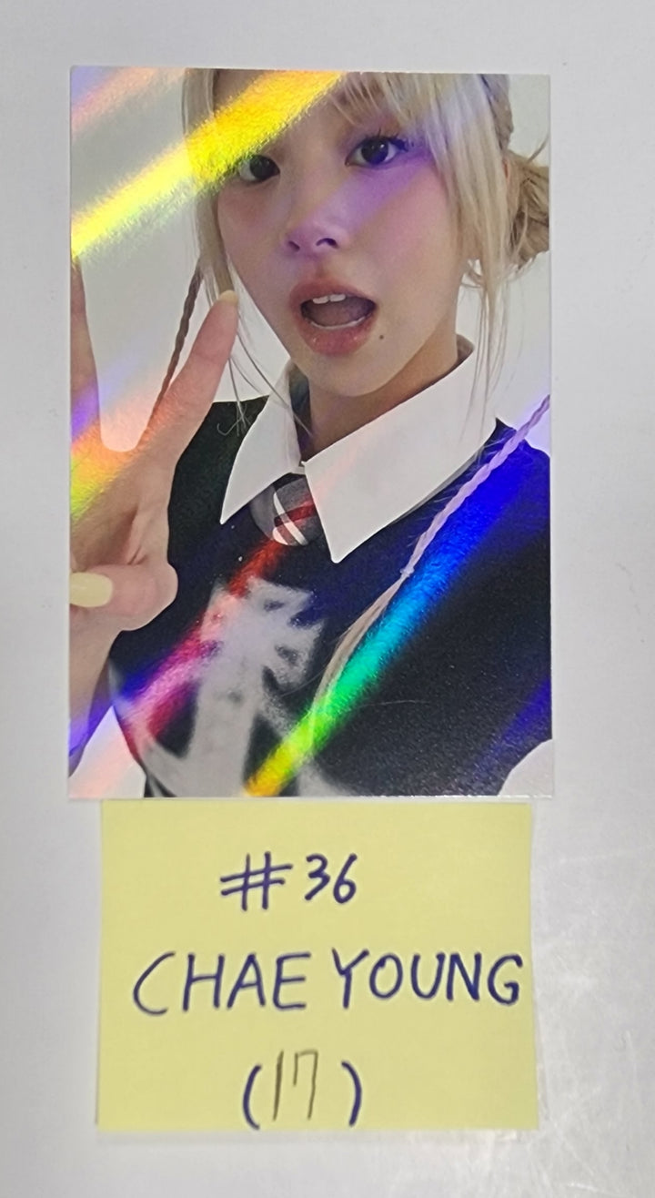 Twice 5th "World Tour Ready To Be" - Official Trading Photocard - HALLYUSUPERSTORE
