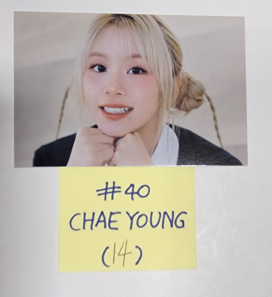 Twice 5th "World Tour Ready To Be" - Official Trading Photocard - HALLYUSUPERSTORE