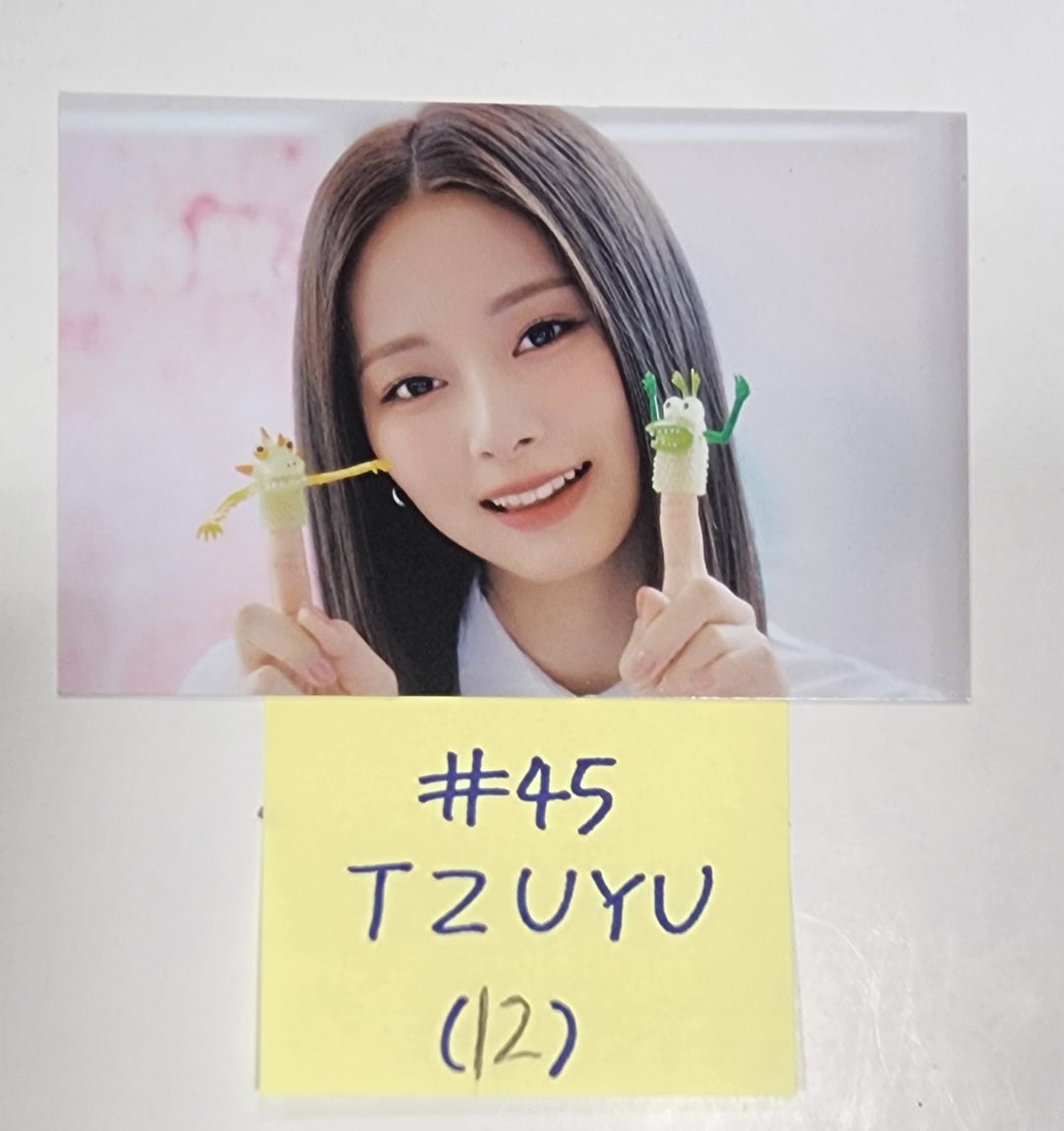 Twice 5th "World Tour Ready To Be" - Official Trading Photocard - HALLYUSUPERSTORE