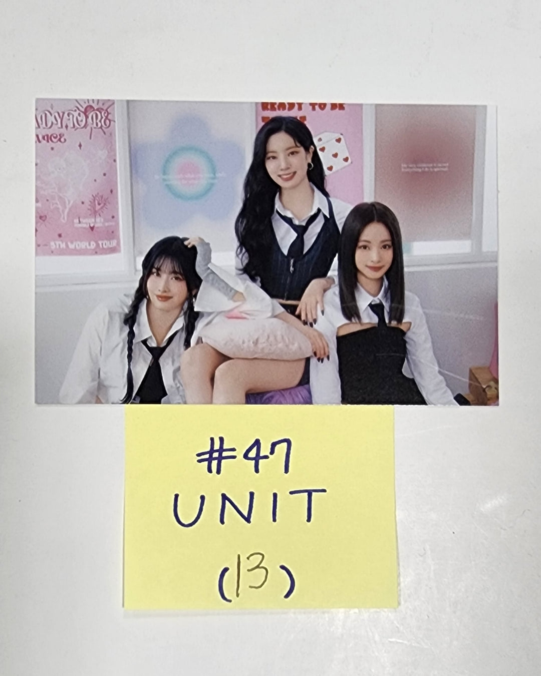 Twice 5th "World Tour Ready To Be" - Official Trading Photocard - HALLYUSUPERSTORE