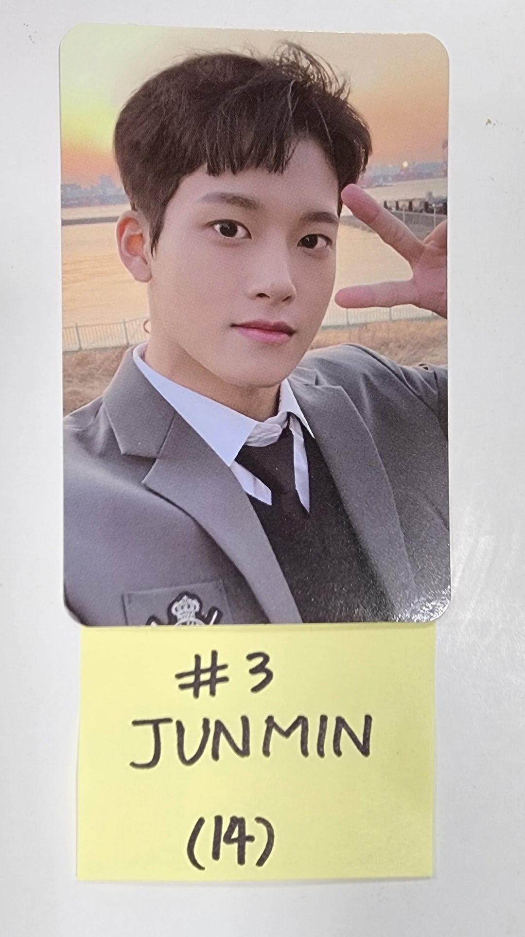 Xikers "Tricky Delivery" - Official MD Random Photocard