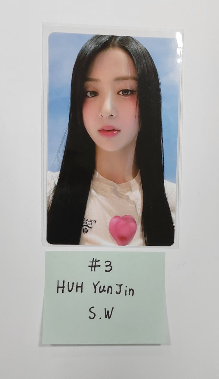 Le Sserafim "Unforgiven" - [Soundwave, M2U, Powerstation] Lucky Draw Event Slim PVC Photocard - HALLYUSUPERSTORE